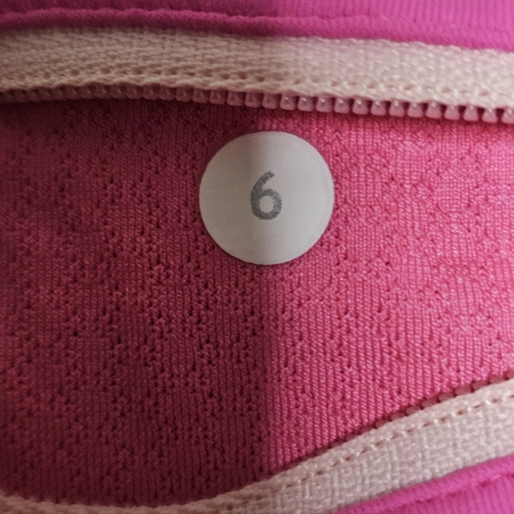 🍋 Lululemon speed shorts size 6 euc - Picture 3 of 4